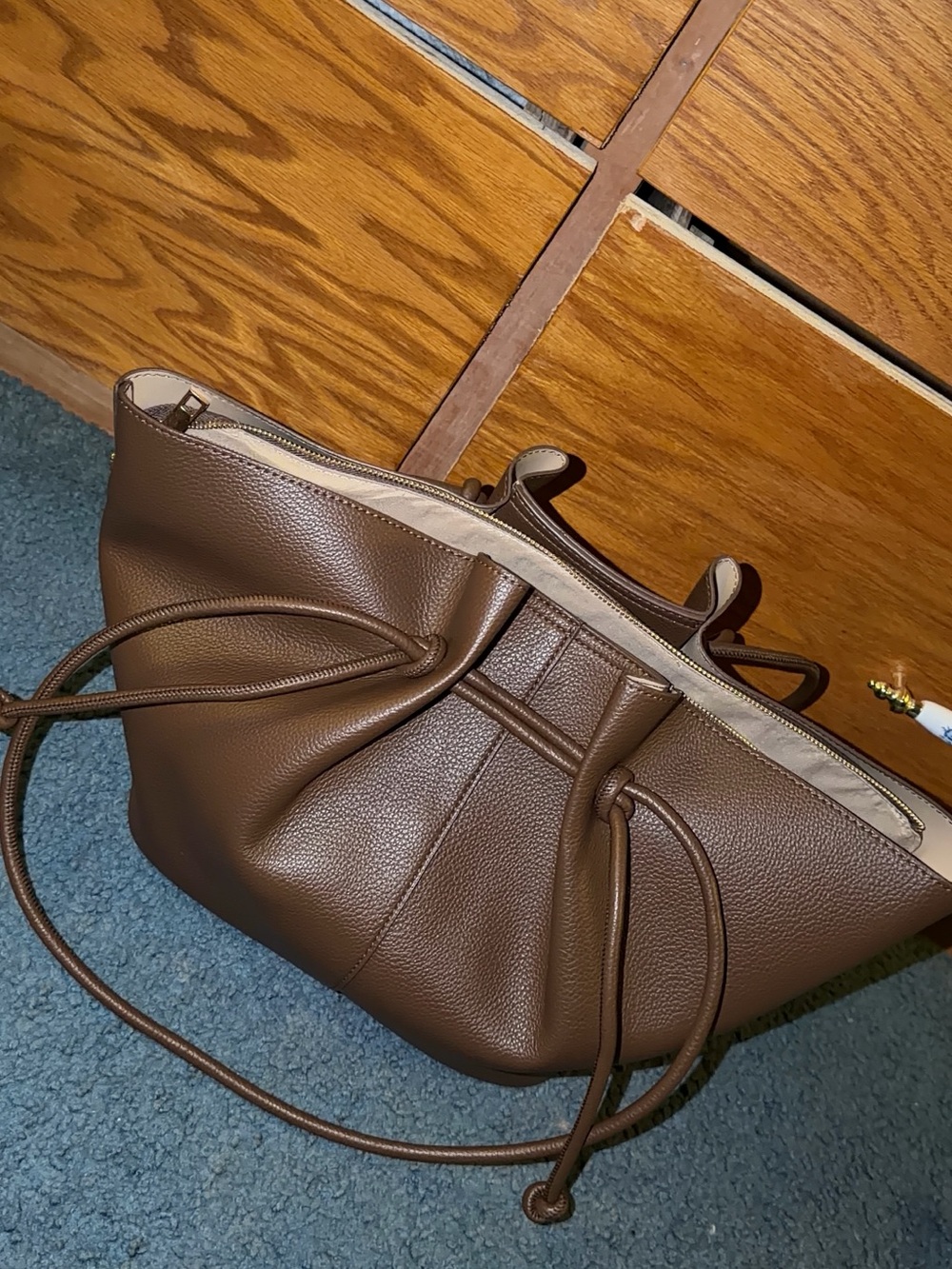 Brown Leather Tote Handbag - Brand Unspecified - Picture 3 of 4